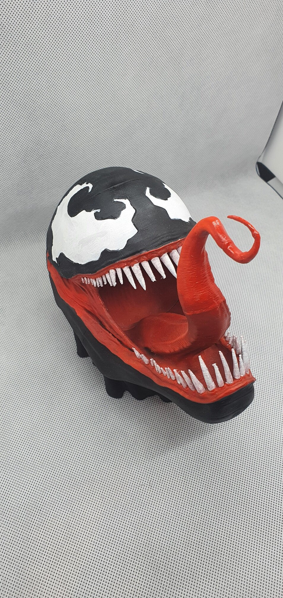 Venom Head Bust with Menacing Tongue Snarl