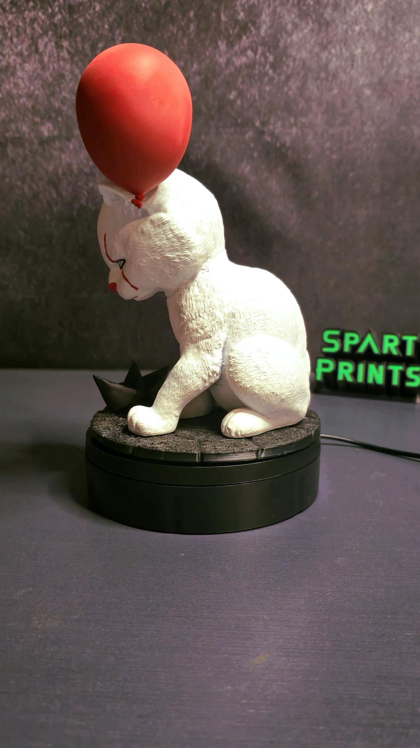 Pennywise Cat – 3D Printed Horror Crossover Figurine