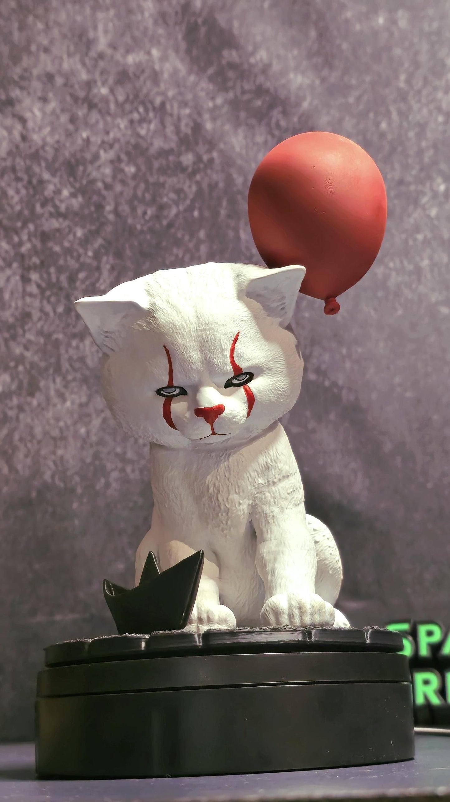 Pennywise Cat – 3D Printed Horror Crossover Figurine