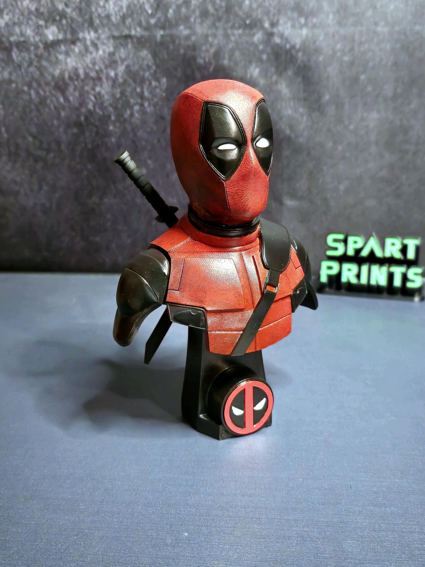 Deadpool: Crafted Chaos – A 3D Printed Marvel Masterpiece