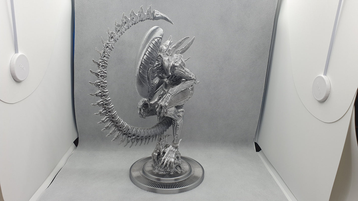 Alien Bust