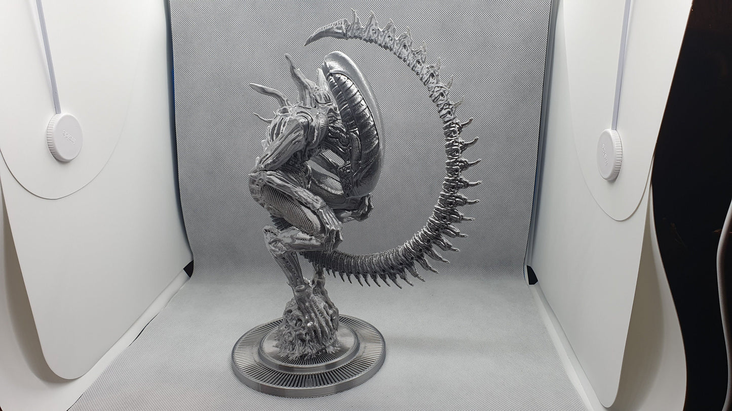 Alien Bust