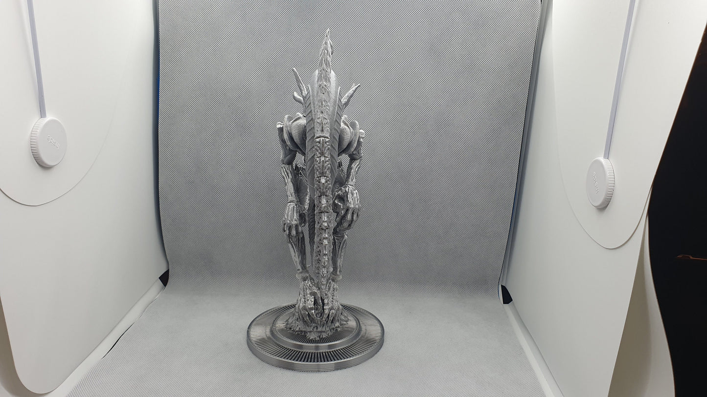 Alien Bust