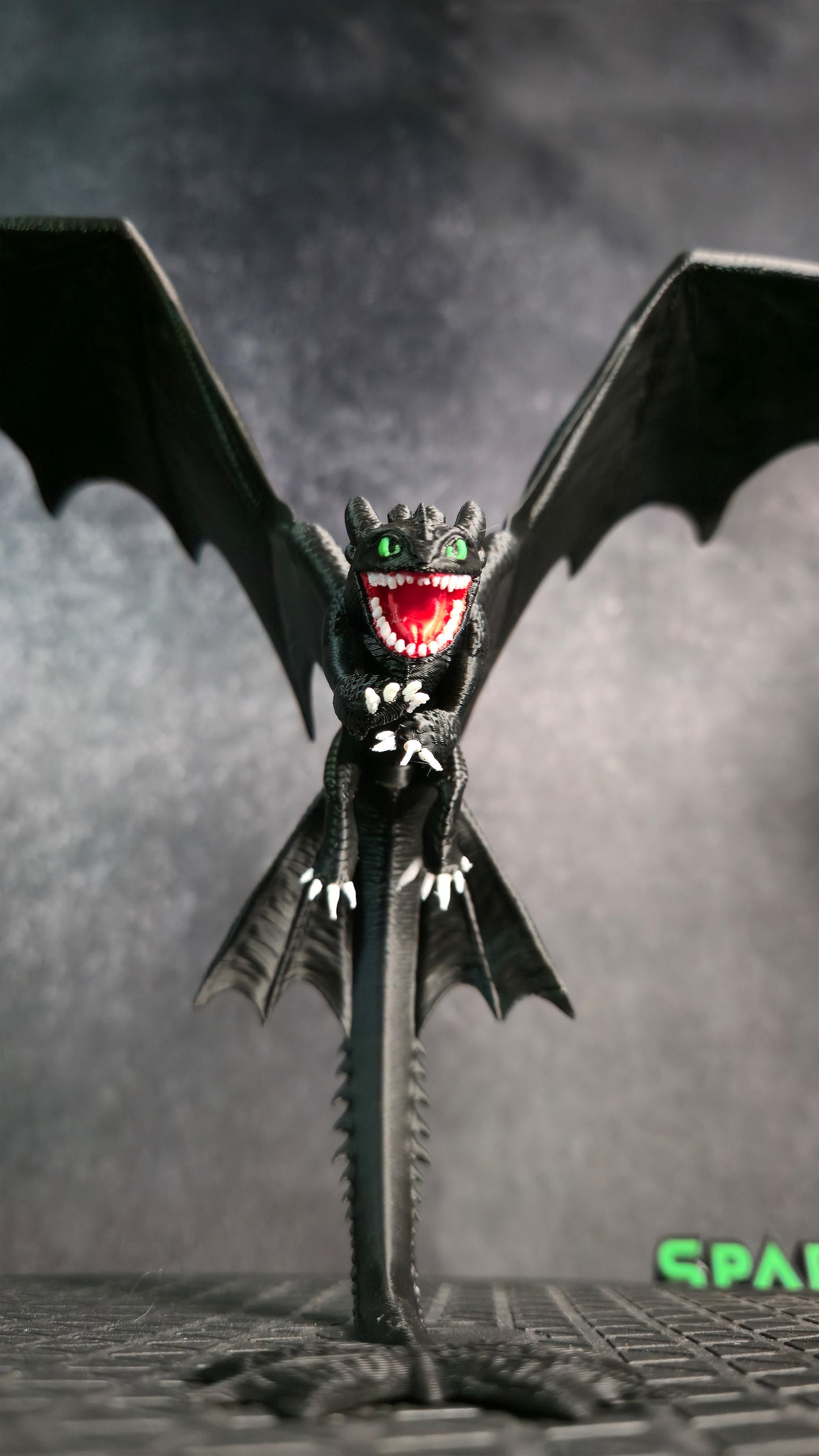 Self Standing Nightfury (HTTYD)