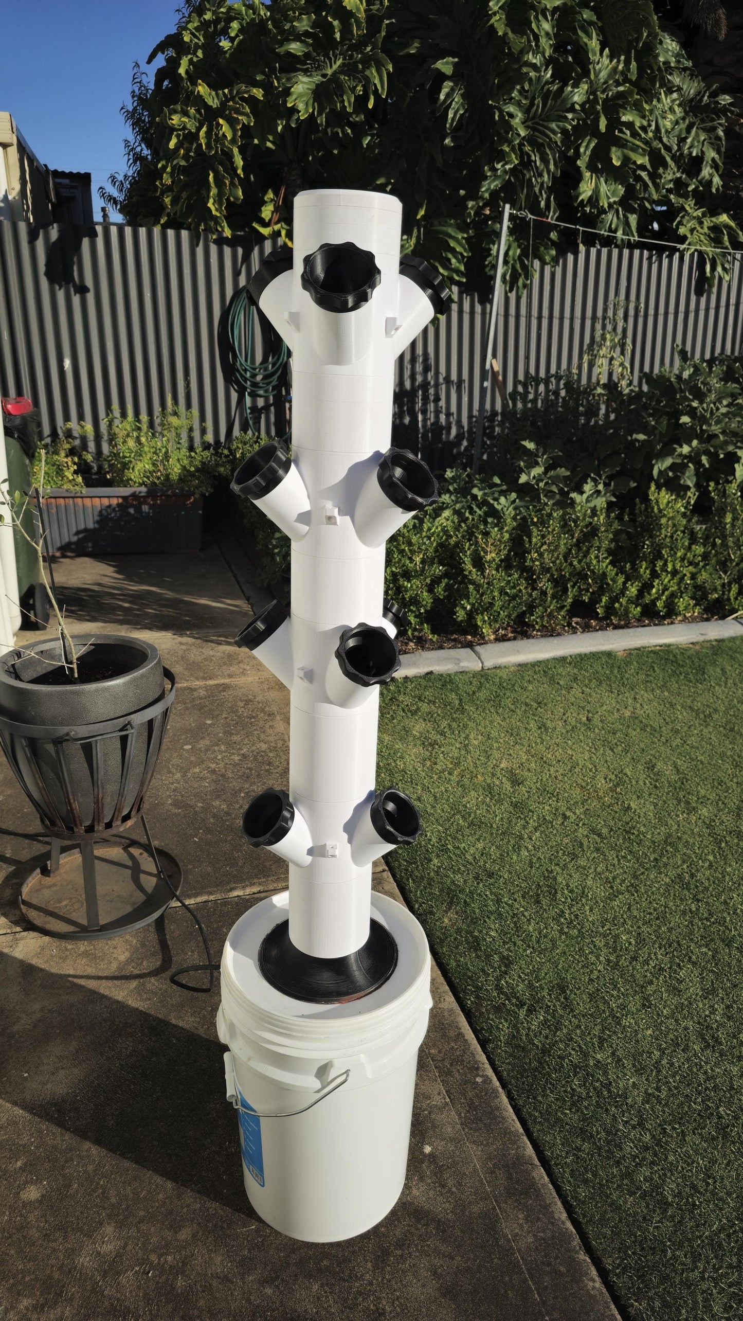 3D Printed Hydroponic Tower – The Future of Indoor Gardening