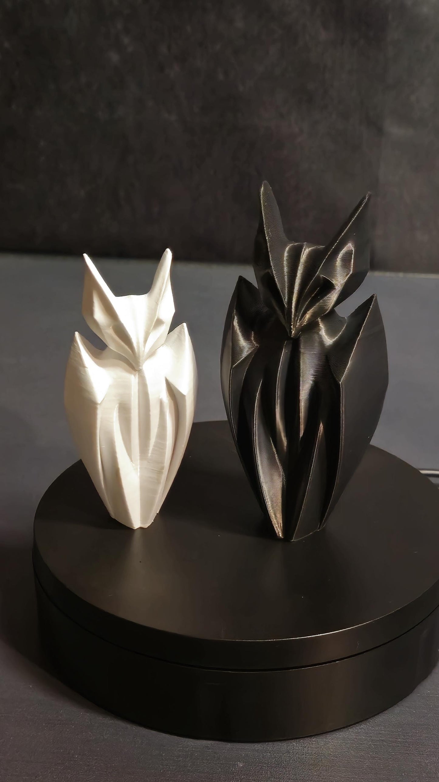 Minimalist Bat Couple Figurine