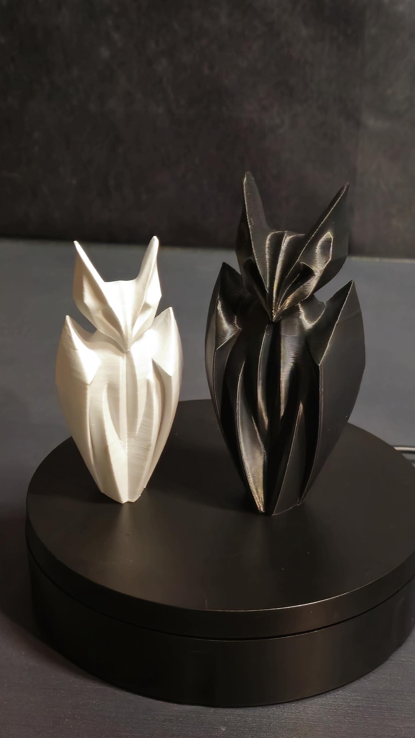 Minimalist Bat Couple Figurine
