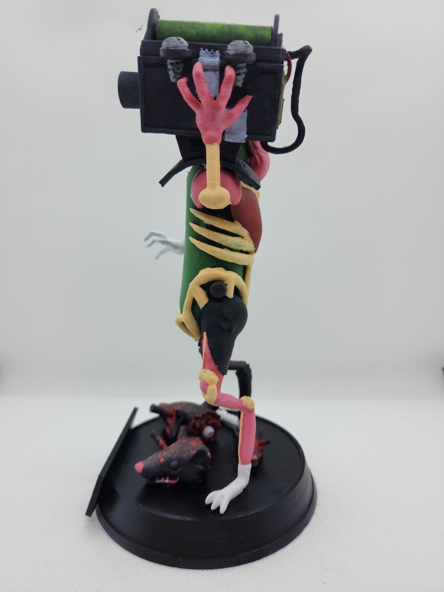 "Pickle Rick Unleashed" – 3D Printed Bust with Plasma Gun & Rat Carnage!