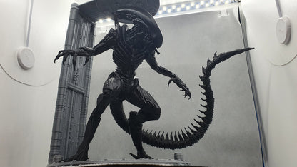 Alien Chamber Bust