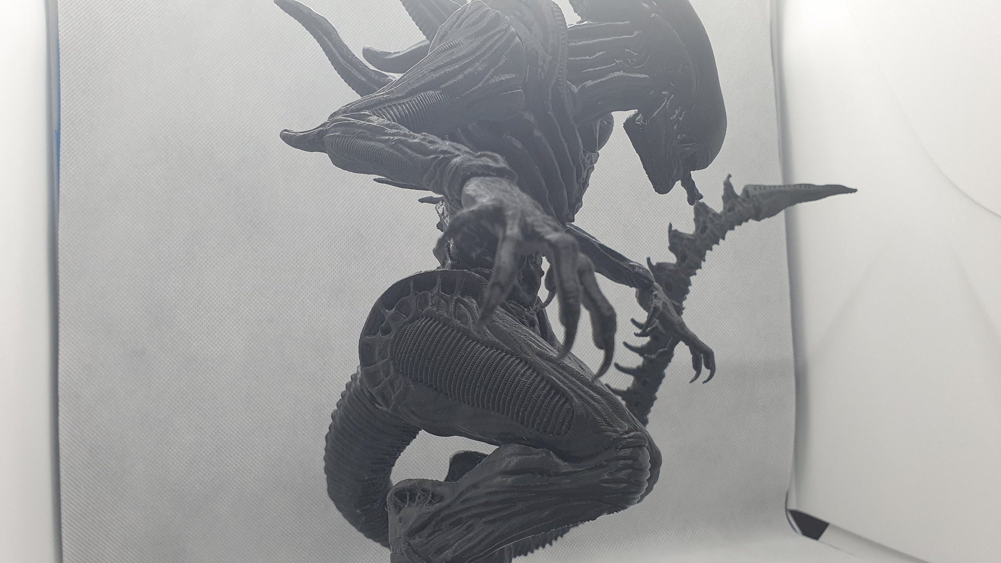 Alien Chamber Bust